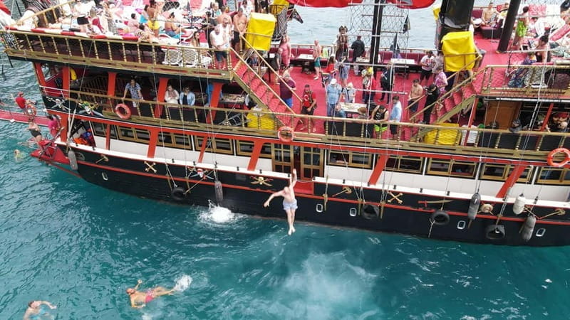 Bigboss Diamond Pirate Boat Trip - What to expect at each stop