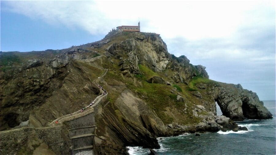 Bilbao: San Juan de Gaztelugatxe and Walk along Basque Coast - Arriving at San Juan de Gaztelugatxe: First Impressions