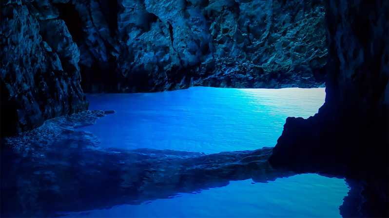 Blue Cave & Hvar Island (Paklenjaci) Private Speedboat Tour - The Blue Cave: Nature’s Light Show