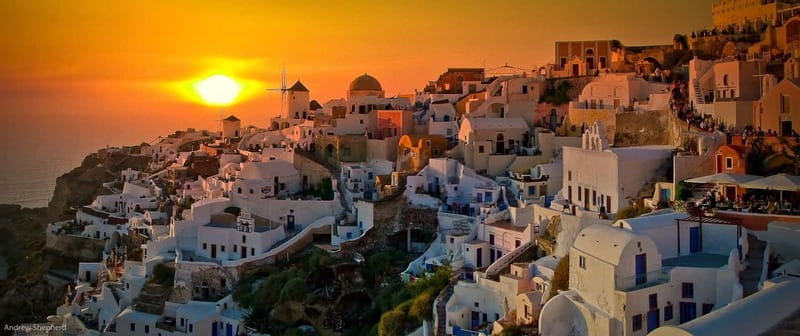Blue Dome And Oia Sunset Small Group Transfer - Itinerary Breakdown: From Fira or Kamari to Oia and Beyond