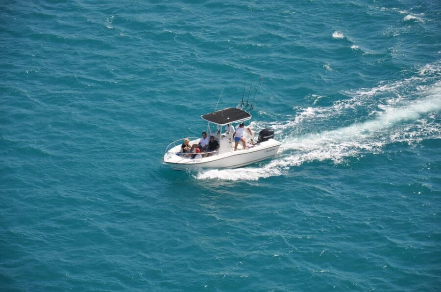 Boat rental 40 hp in Syracuse - Price and Logistics: Is It Worth It?