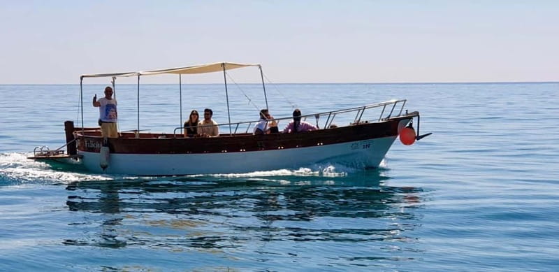 Boat trip and swim at the Blue Grotto in Sperlonga - The Blue Grotto: The Highlight of the Tour