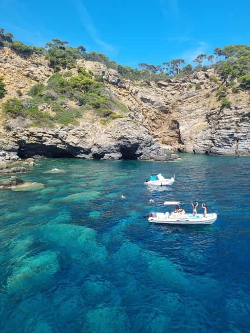 Boat trip around Porquerolles and Giens - Introduction to the Experience: Setting Sail from Carqueiranne