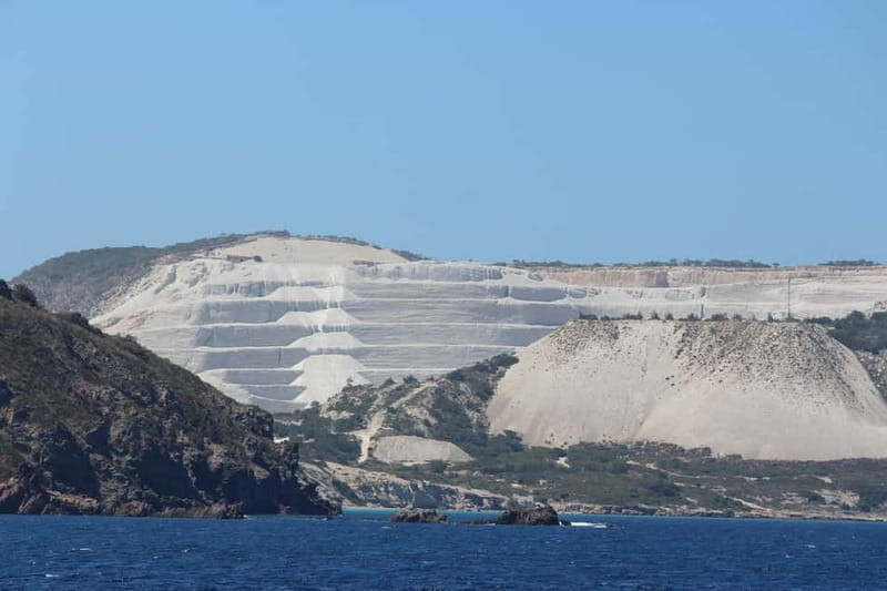 Boat Trip to Nisyros-Mandraki with Lunch & Transfer - The Charm of Mandraki and the Beach Bustle