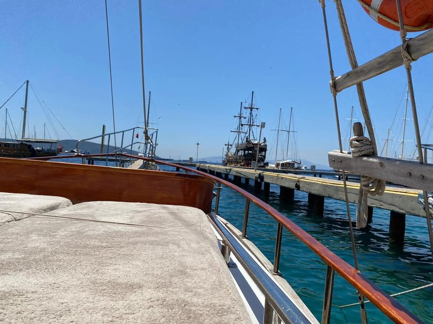 Bodrum: Peninsula Private Boat Tour with Lunch - What’s on the Itinerary? A Day on the Aegean Sea