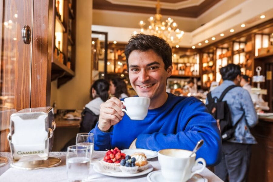 Bologna: 2-Hour Private Local's Christmas - Who Will Love This Tour?