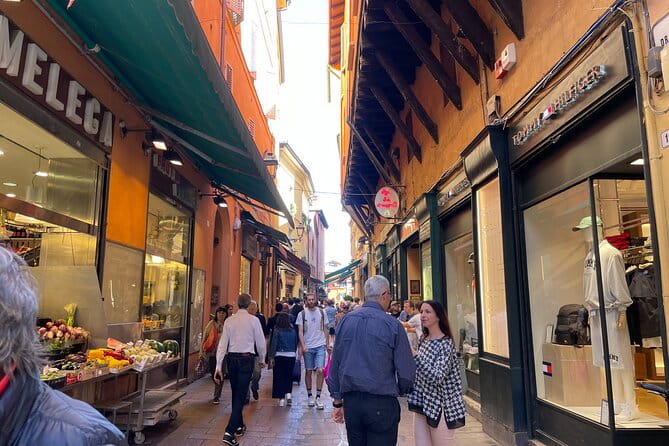 Bologna Walking Food Tour and Highlights with a Local Guide - The Charm of a Traditional Osteria and the Panino Experience
