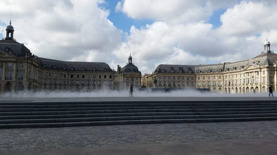 Bordeaux: Heart of Bordeaux Walking Tour - Key points / Takeaways