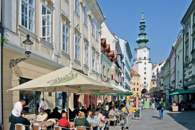 Bratislava: 1-Hour Small Group Walking Tour - Exploring Key Landmarks in Depth