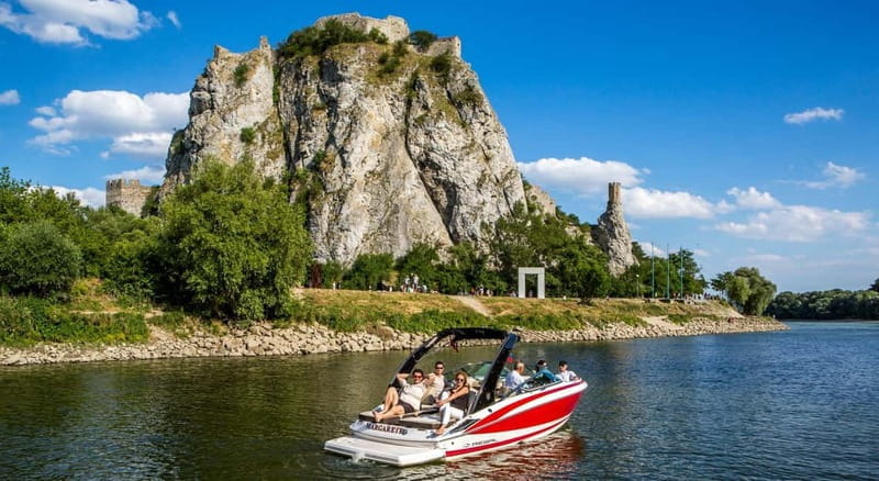 Bratislava by a Private Speedboat - Practical Tips for Your Speedboat Trip