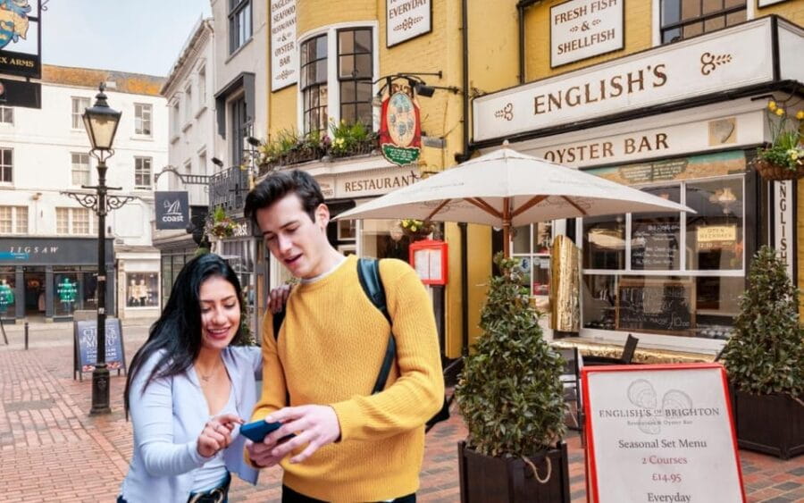 Brighton: City Walking Tour & Exploration Game - From Brighton Pier to the Royal Pavilion