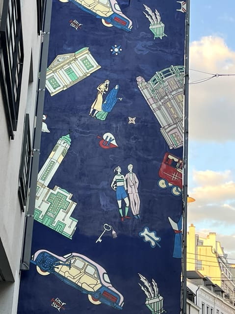 Brussels: 2 hours Private Walking Tour of the Comics Walls - The Starting and Ending Points: What You Need to Know