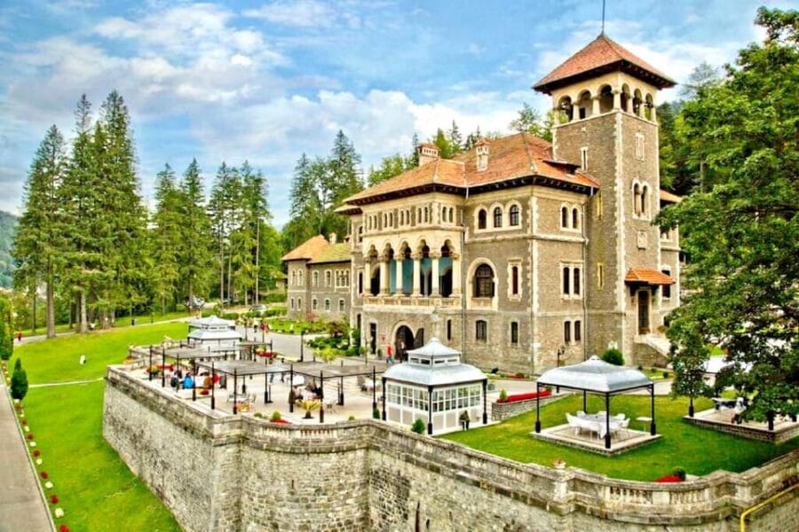 Bucharest: Day Trip 3 Castles Cantacuzino, Peles , Draculas - Why This Tour Works Well