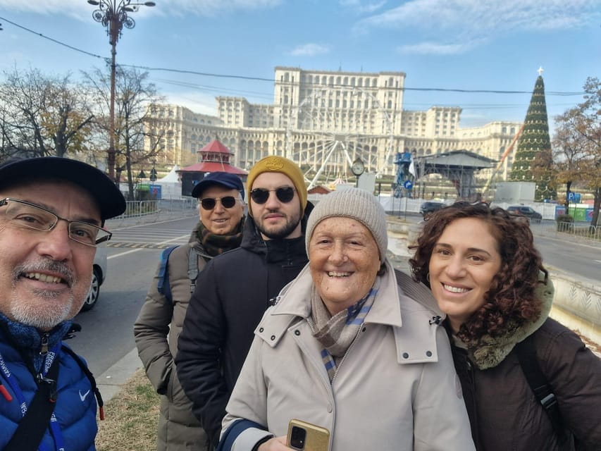 Bucharest: tour in the Parliament in Italian+exterior visit with guide - FAQ