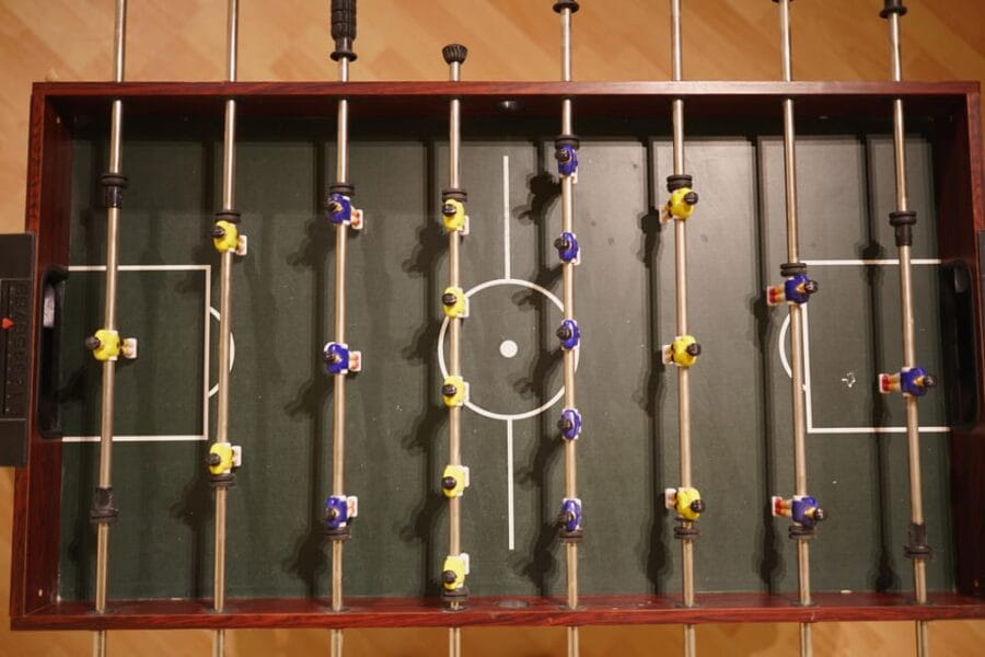 Budapest: 90s Sitcom Escape Room Adventure with Drinks - The Puzzle Challenge: Not Too Hard, Not Too Easy