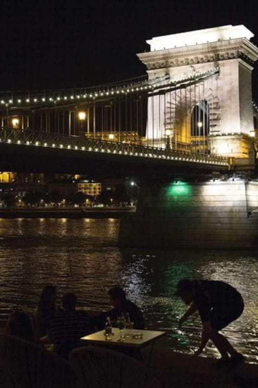 Budapest Boat Cruise at Night with a Drink & Your Own Driver - The Journey through Budapest by Night – An In-Depth Look