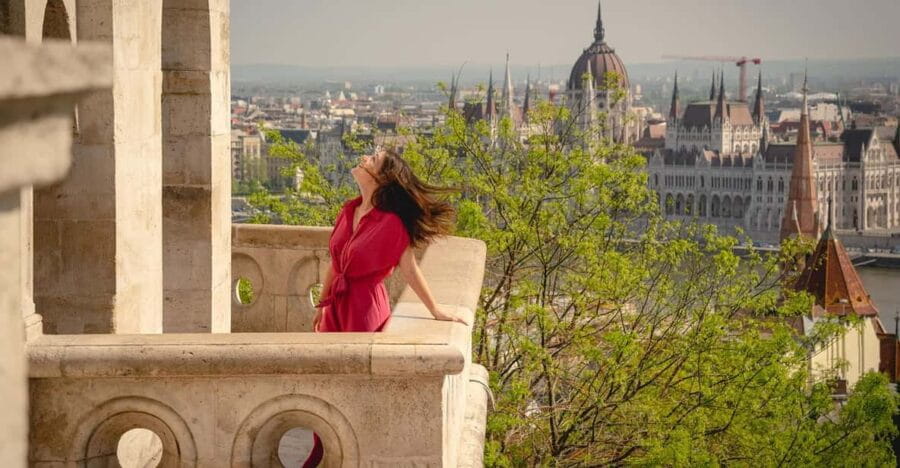 Budapest: Fast Private Photoshoot Session with Edited Photos - Why This Photoshoot Really Works for Travelers