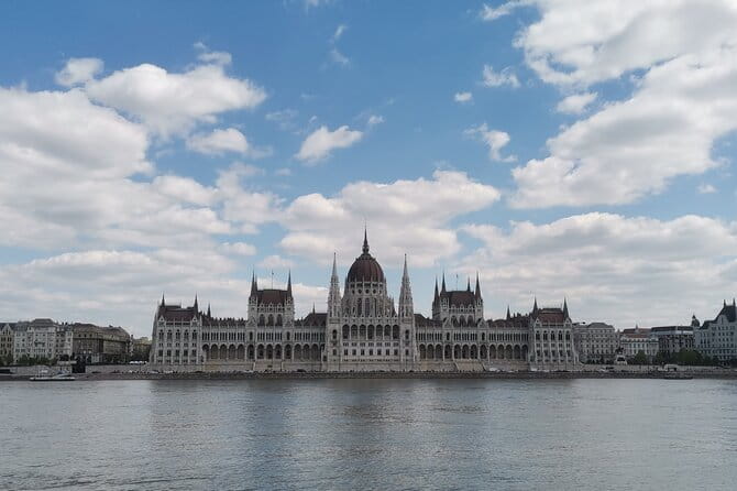 Budapest Highlights Private Bike Tour - FAQ Section
