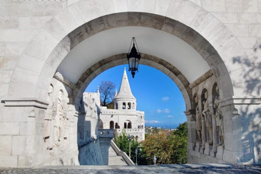 Budapest: Insta-Perfect Walk with a Local - Discovering Budapest with a Local Guide