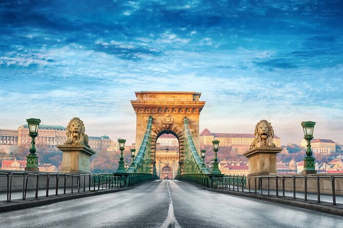 Budapest Scavenger Hunt and Highlights Self-Guided Tour - Who Should Opt for This Tour?