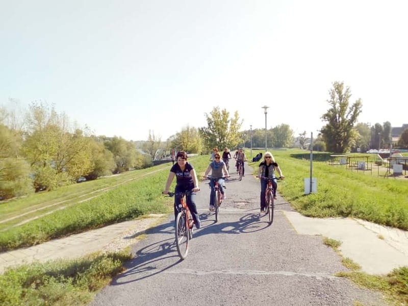 Budapest: Self-Guided Bike Tour to scenic Szentendre - FAQs