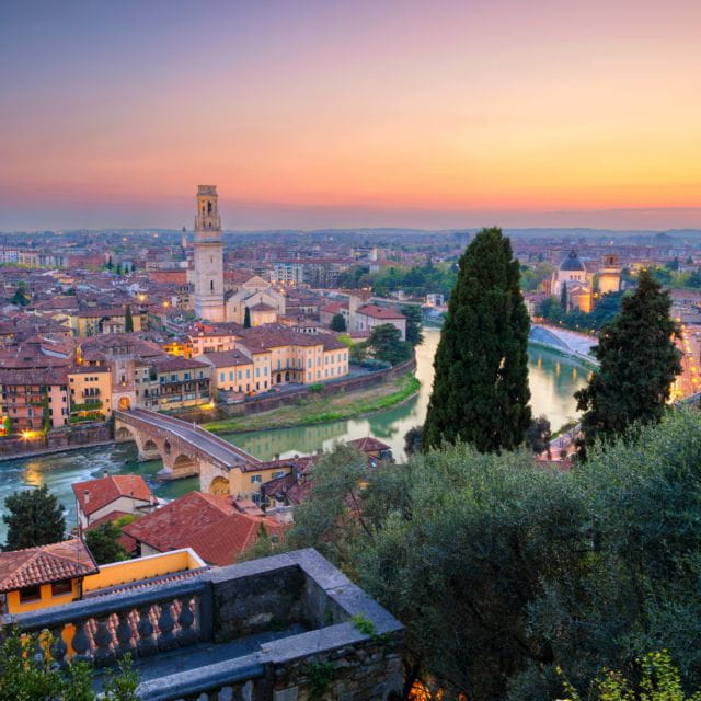 By train from Milan: self-guided tour in Verona - Traveling Light and Making the Most of Your Day