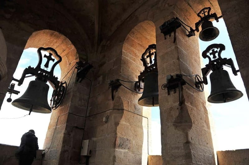 Cáceres: Cáceres Co-cathedral Night Visit - Who is This Tour Best For?