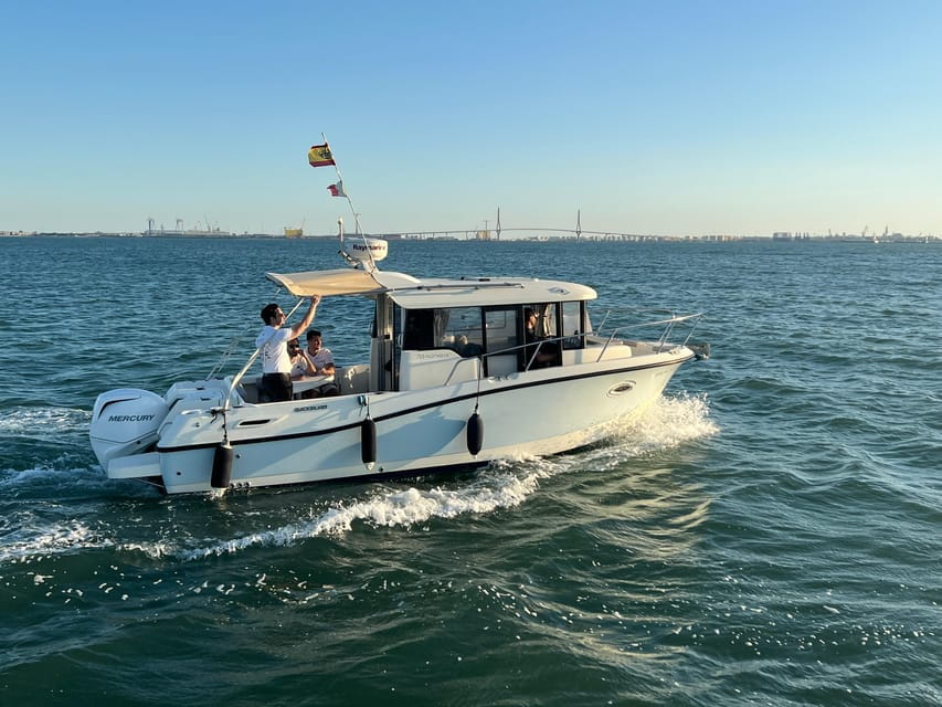 Cadiz Bay: 3 hours tour in a private boat in the Cadiz Bay - Itinerary Breakdown: What You’ll See and Do
