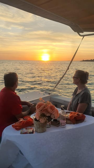 Cadiz Bay: Sunset boat tour "Fall in Love" - The Itinerary: What to Expect on Your Sunset Voyage