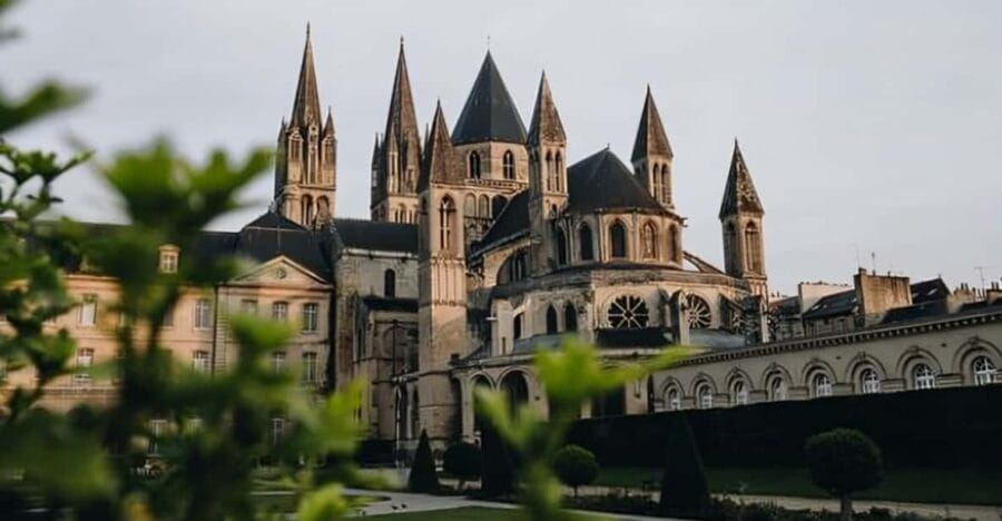 Caen : Private Walking Custom Tour with a Local Guide - The Logistics: Duration, Cost, and Practical Details