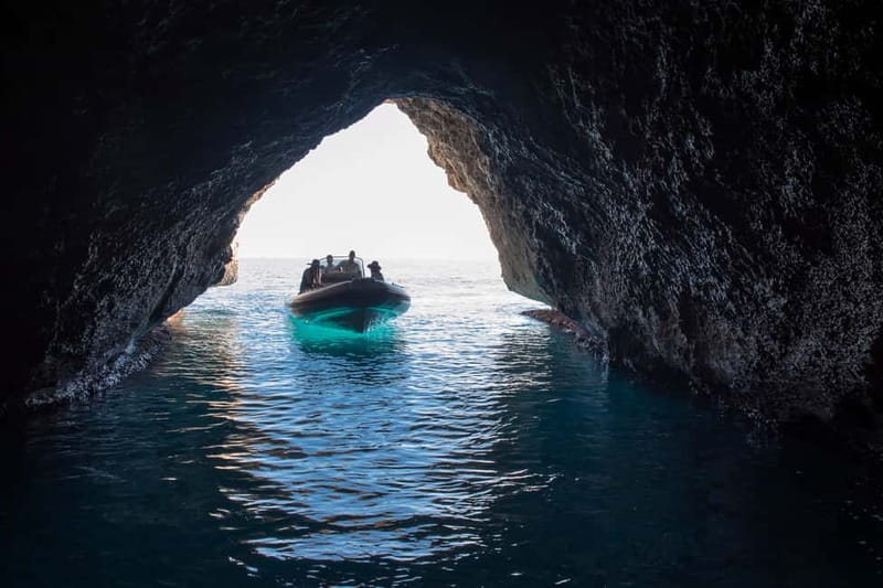CALA GONONE: Exclusive dinghy with skipper - Exploring the Coastline and Caves