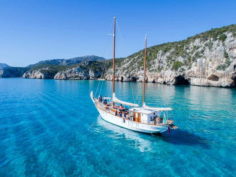 Cala Gonone: Gulf of Orosei Tour with a Vintage Sailing boat - The Detailed Itinerary: Beaches, Caves, and Hidden Gems