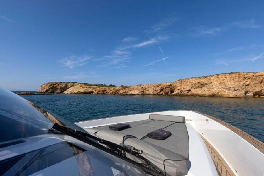 Caldera Private Cruise with Luxury Fjord 52 Motor Yacht - Who Will Love This Cruise?