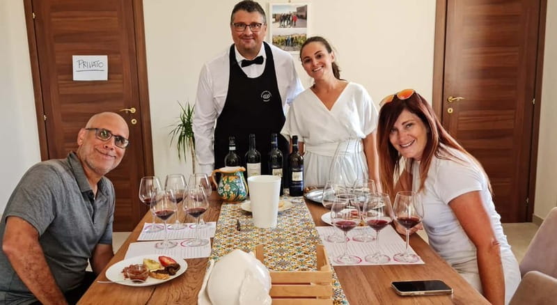 Campobello di Licata: Winery Tour with Bottling Experience - The winery and vineyards: Tradition meets innovation