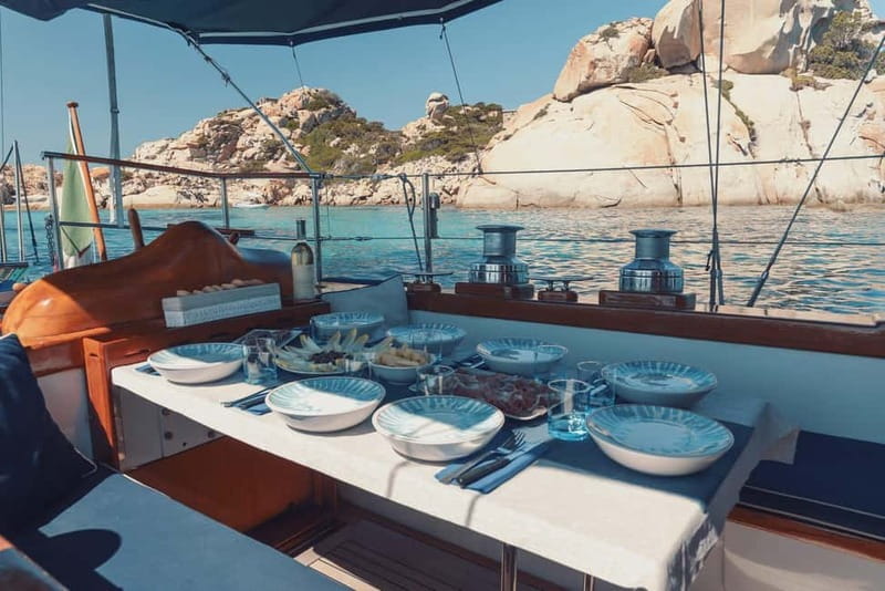 Cannigione: boat tour Maddalena Archipelago with lunch - Exploring the Maddalena Archipelago: What to Expect
