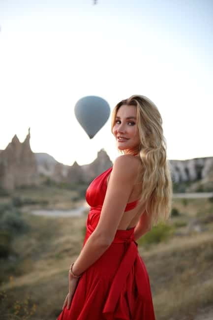 Cappadocia: Photoshooting with Flying Dresses - Who Should Book This?
