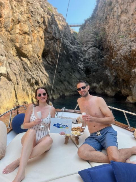 Capri: exclusive boat tour - Detailed Breakdown of the Itinerary