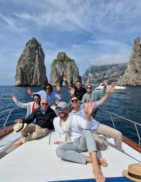 Capri: Experience the magic of the island with an unforgettable Sunset Tour - Meeting Point and Logistics: Easy and Straightforward