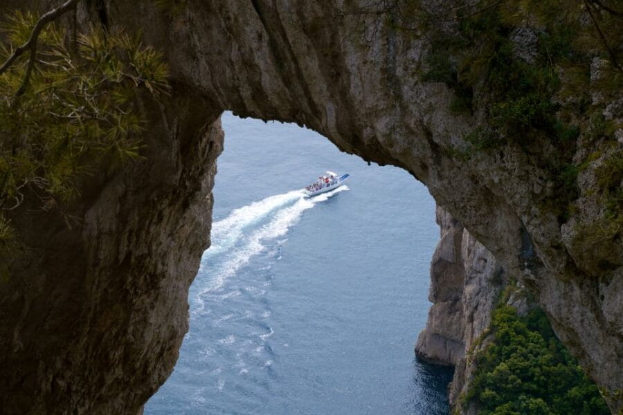 Capri: Guided Island Highlights Boat Tour - Who this tour is best suited for