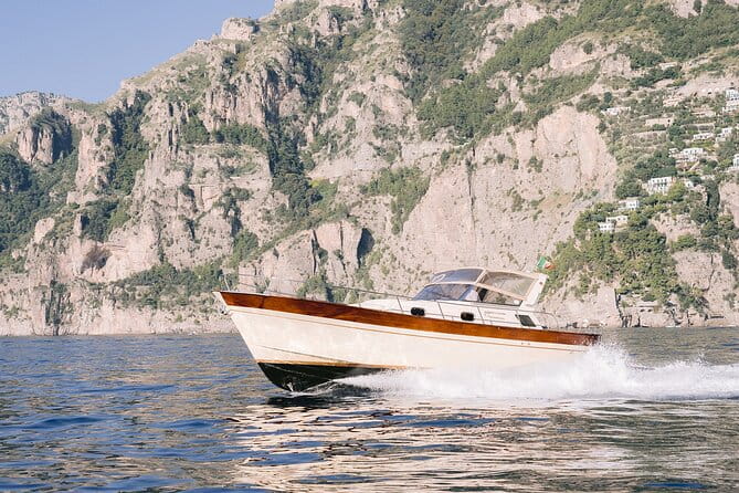 Capri Private Boat Tour From Praiano, Positano or Amalfi - The Capri Itinerary: Sights and Stops