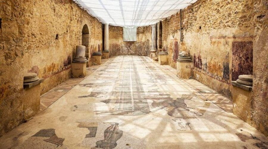 Car/Minivan tour from Syracuse to Villa Romana del Casale and Caltagirone - Who Is This Tour Best For?