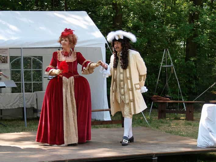 Casanovas Tour: Baroque District Dresden With Wine - The Fun of a Spicy Walk with Casanova