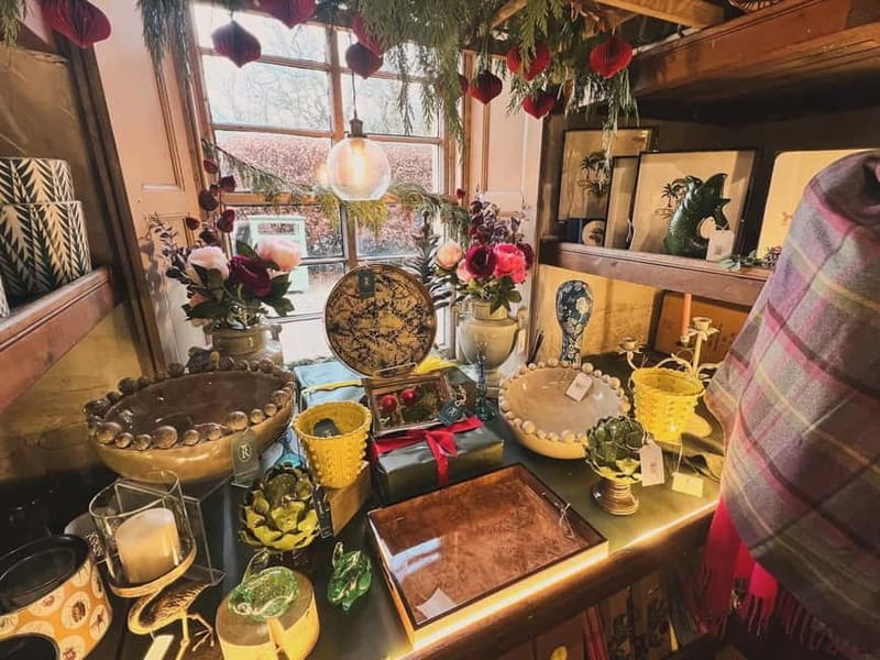 Castle, Gardens & Grounds Ticket - Dining and Shopping: A Tasty and Gift-Filled Stop