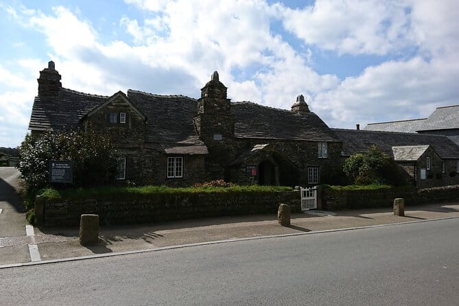 Castles, Canals and Witches in Cornwall England - What Makes This Tour Stand Out?