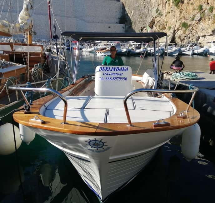 CASTRO-MALEPASSO: 3H CAVES BOAT TOUR WITH APERITIVE - Discovering Salento’s Hidden Coastal Gems on a 3-Hour Boat Tour