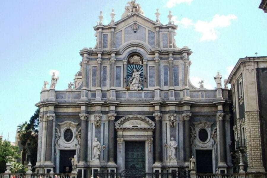 Catania: Private custom tour with a local guide - Who Will Benefit Most from This Tour?