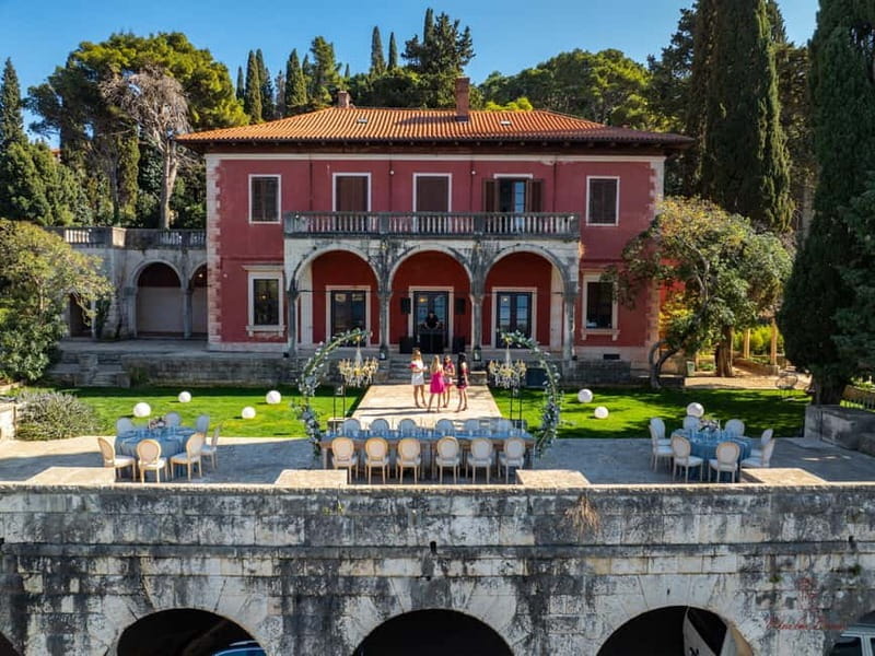 Cavtat: Villa Banac, The Perfect Setting to Put a Ring on It - What to Expect During Your Proposal