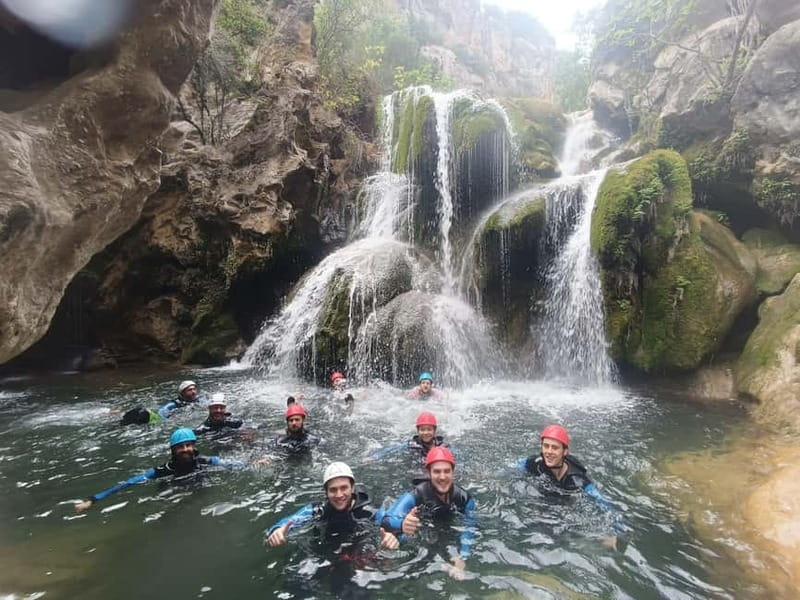 Cazorla: Beginners' Canyoning - Canyoning Experience. - Entering the Natural Water Wonderland
