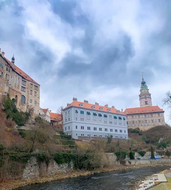 Cesky Krumlov (CK) Day Trip from Prague (hotel pick up) - The Transportation and Itinerary: How the Day Unfolds