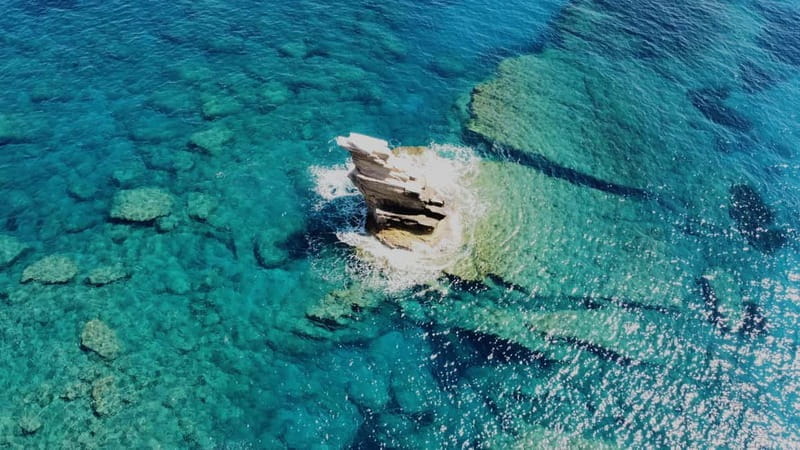 Chania: Elafonisi Beach Day Trip with Local Honey Factory - Arriving at Elafonisi: One of Crete’s Most Unique Beaches